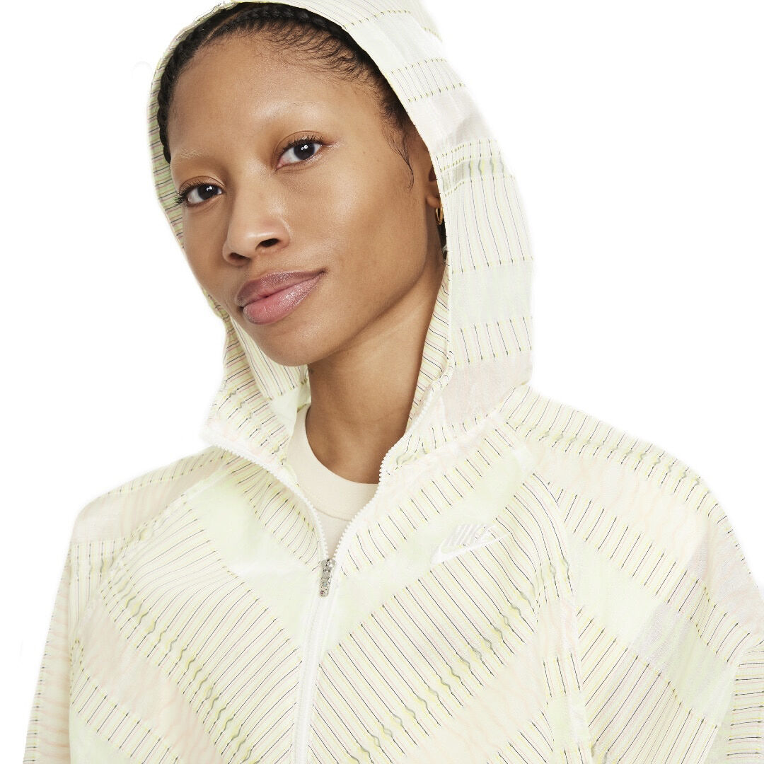 sportswear windrunner