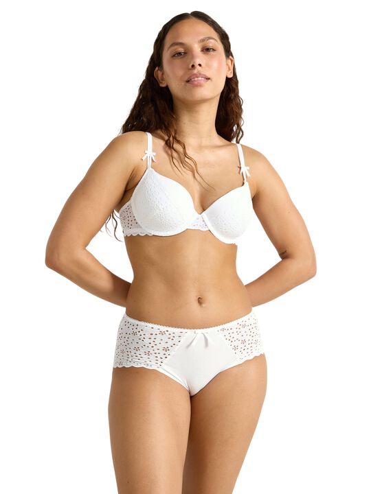 Trusser med normal talje