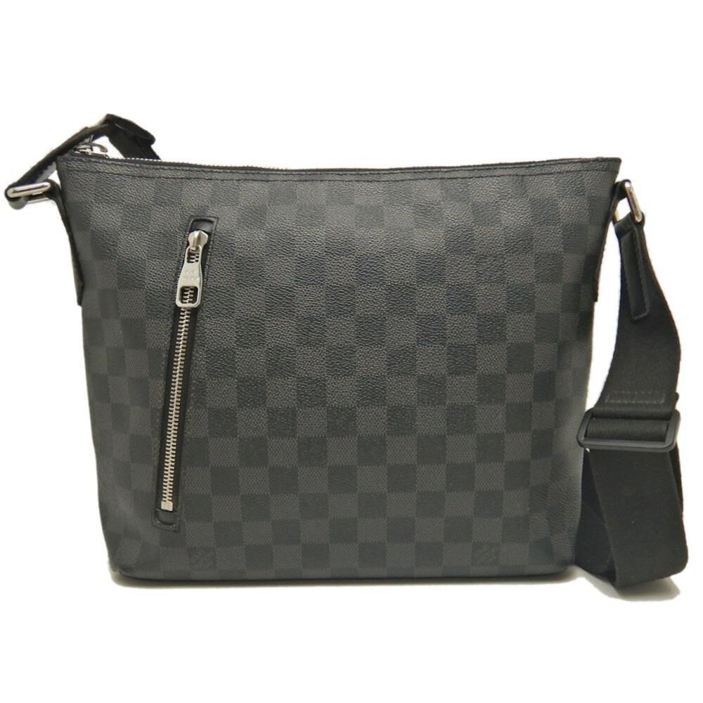 Louis Vuitton Shoulder Bags