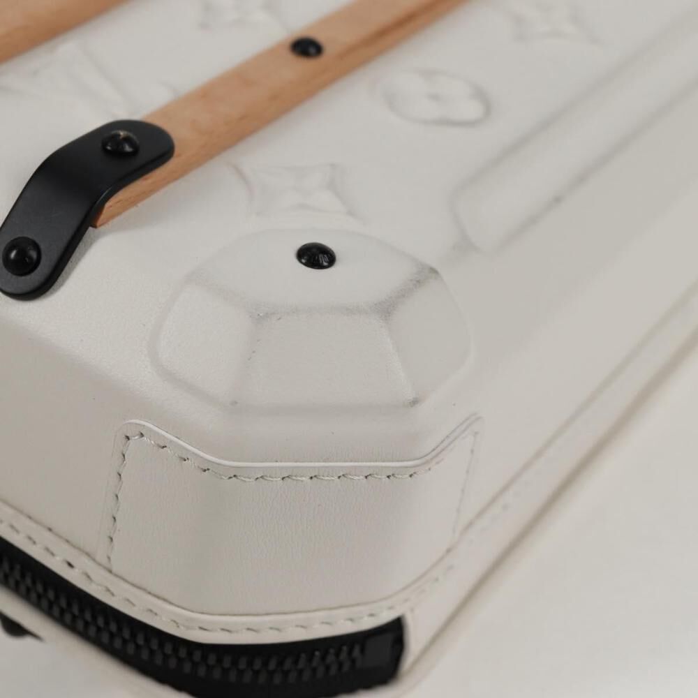 Louis Vuitton Shoulder Bags