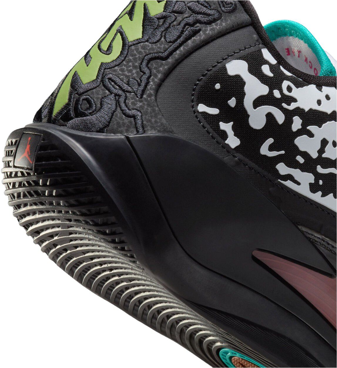 Jordan Zion 3 Sneakers