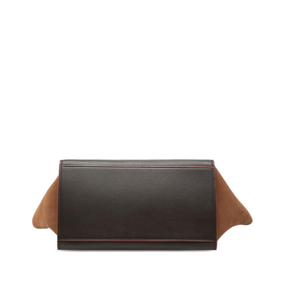 C&eacute;line Trapeze