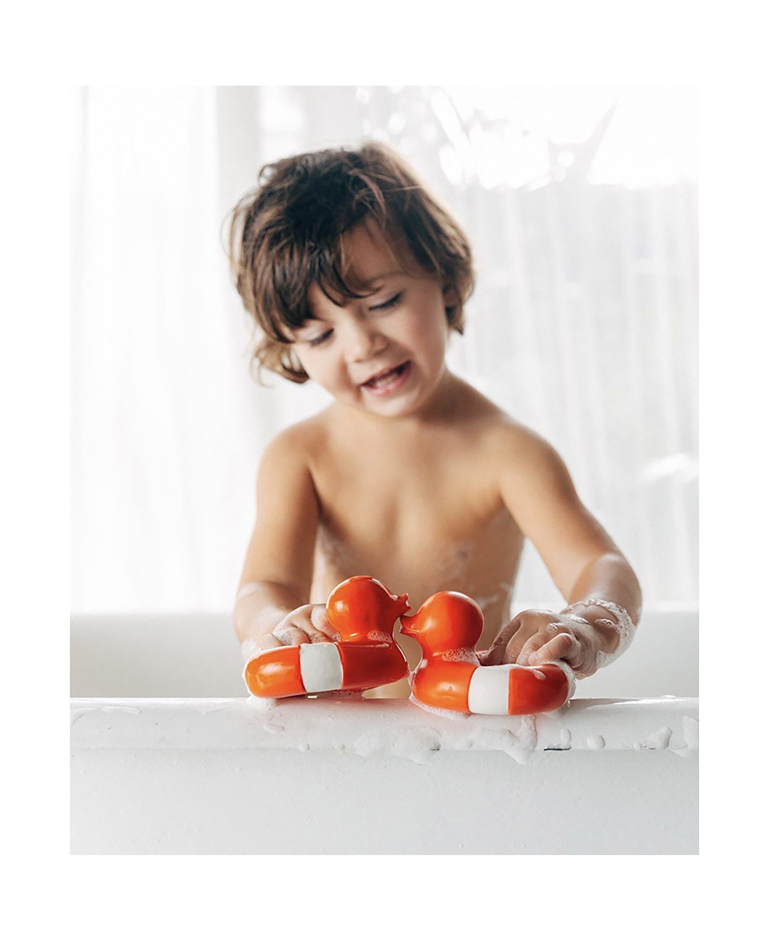 Oli & Carol - Badeand - Flo the Floatie Red