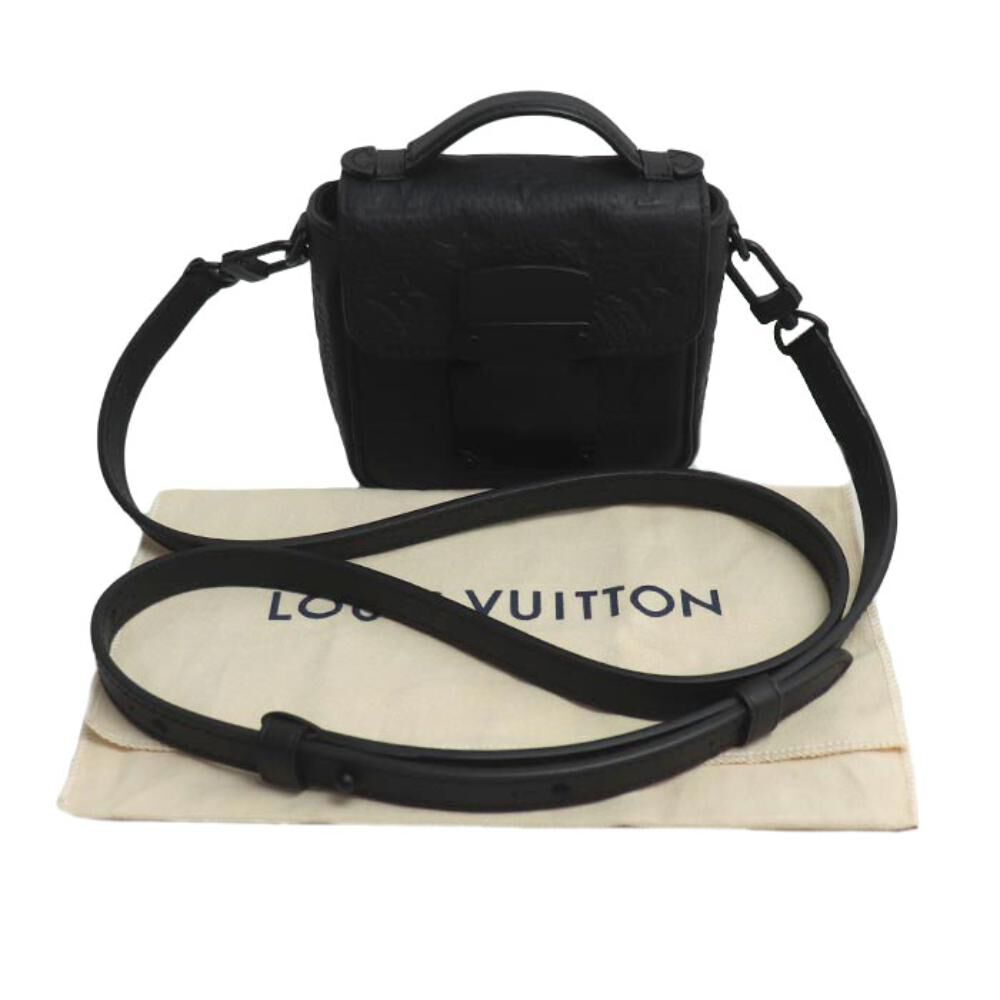 Louis Vuitton Shoulder Bags