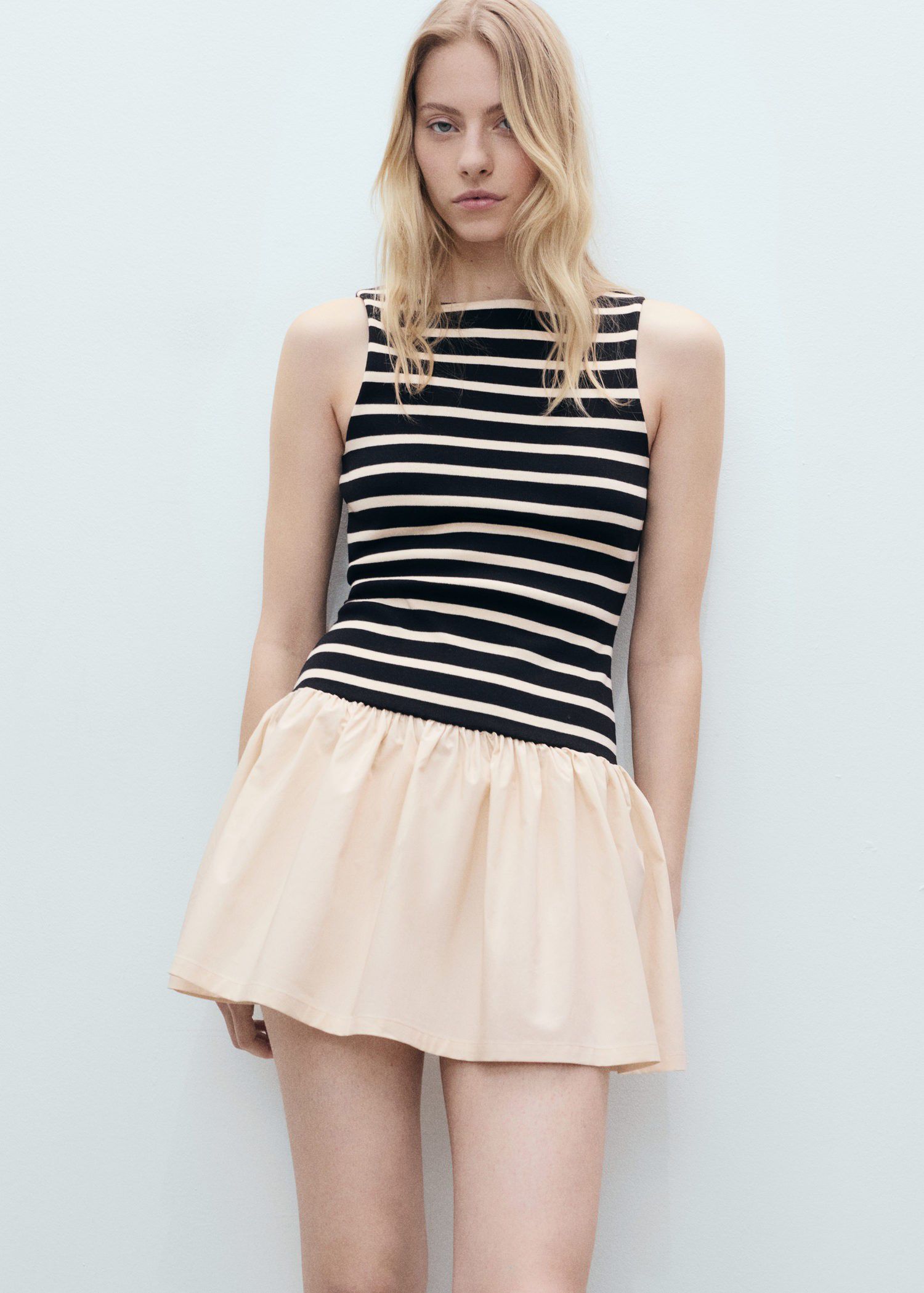 Short dress combined design