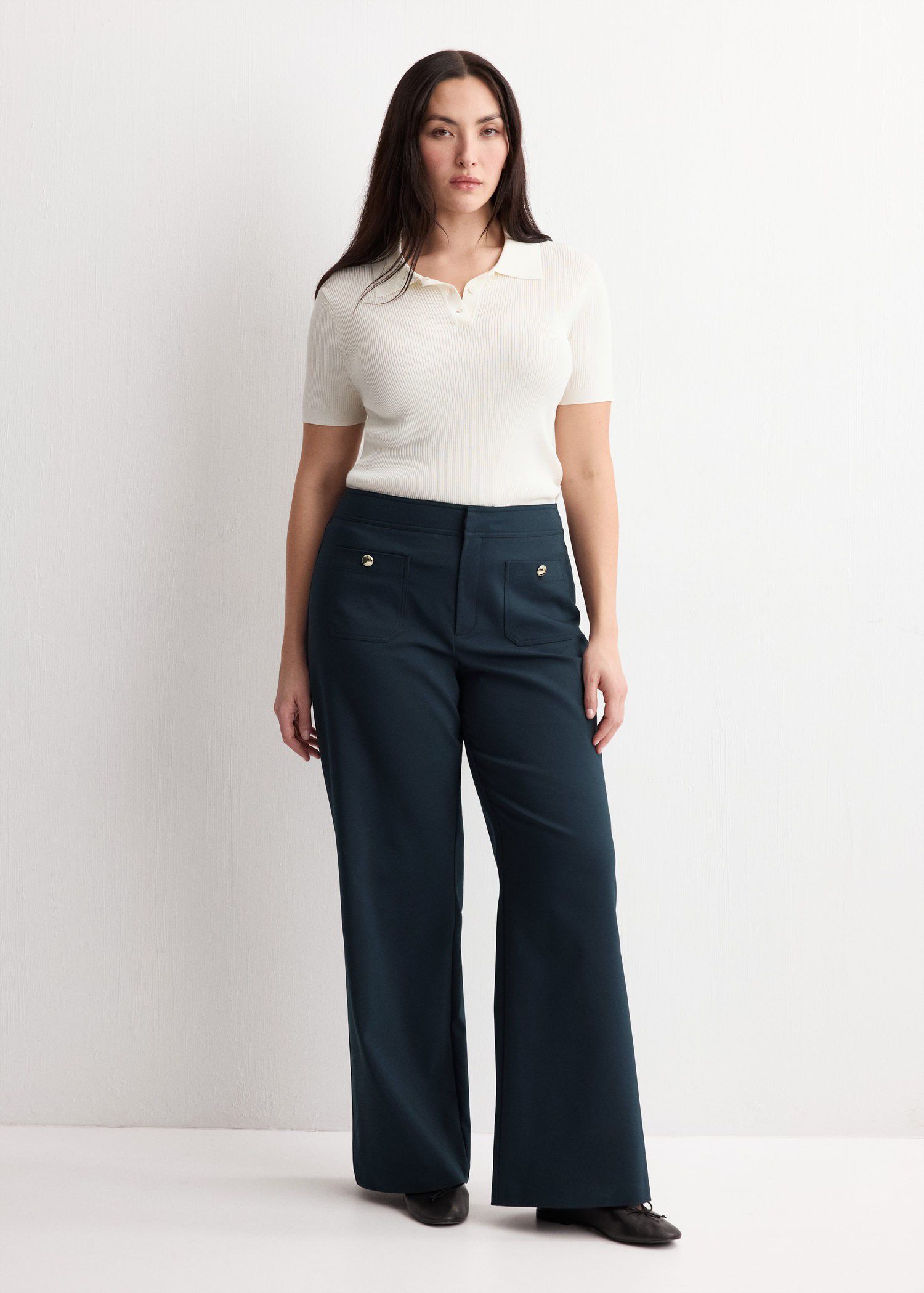 Straight trousers with jewel button