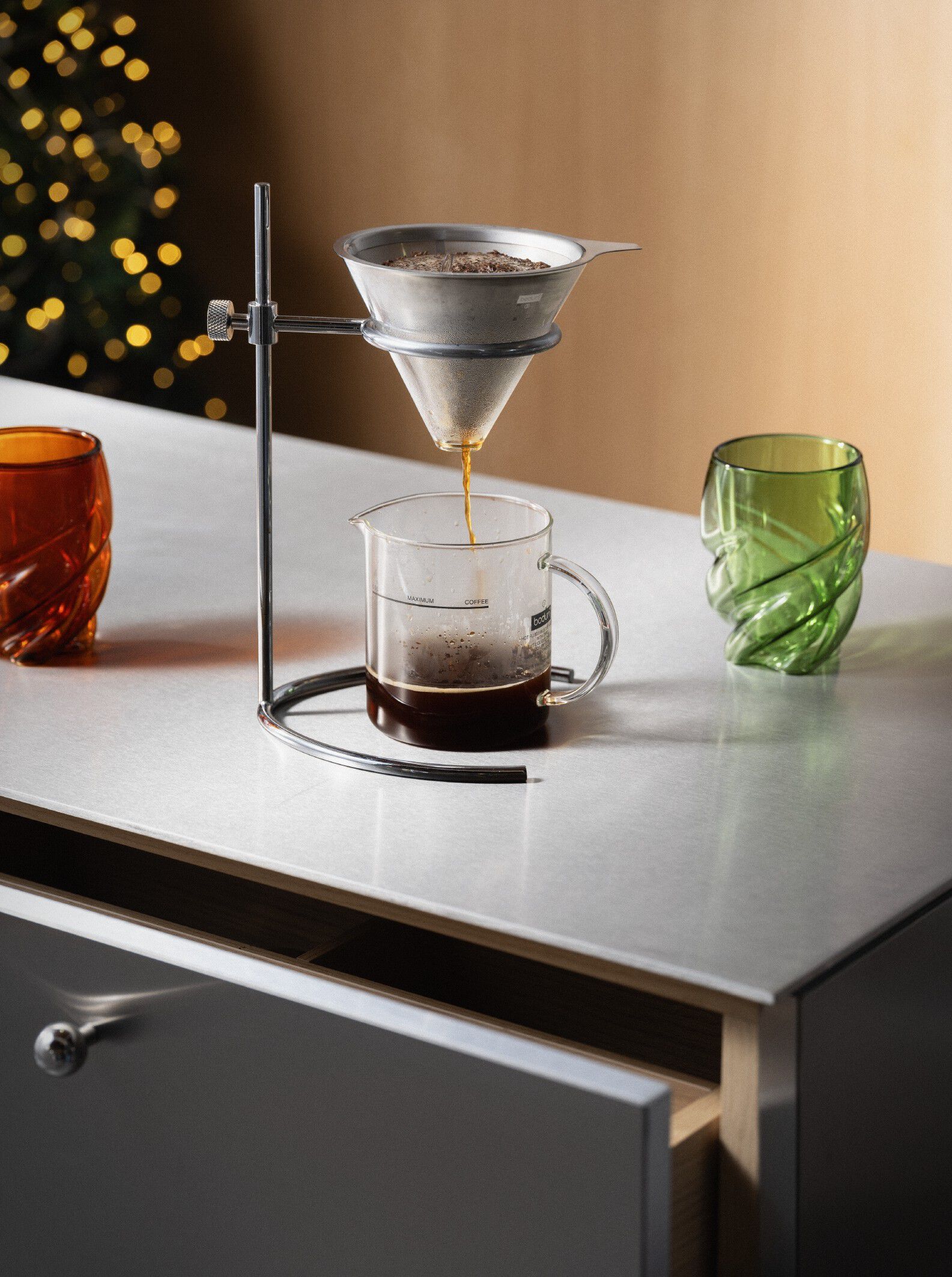 POUR OVER Station med glaskande, 1,0L