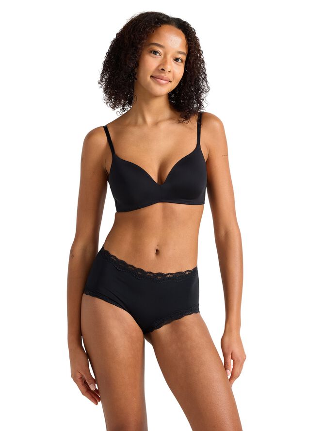 Trusser med normal talje og blondekant