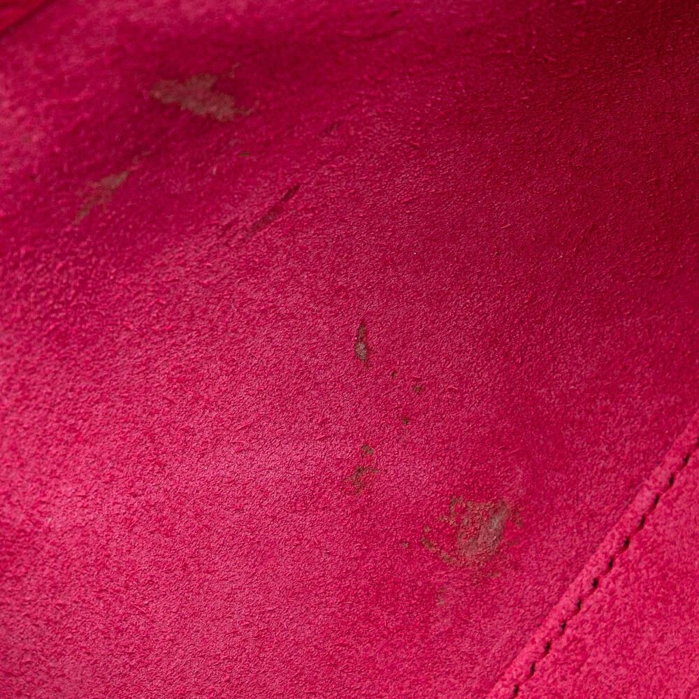 Yves Saint Laurent Shoulder Bag