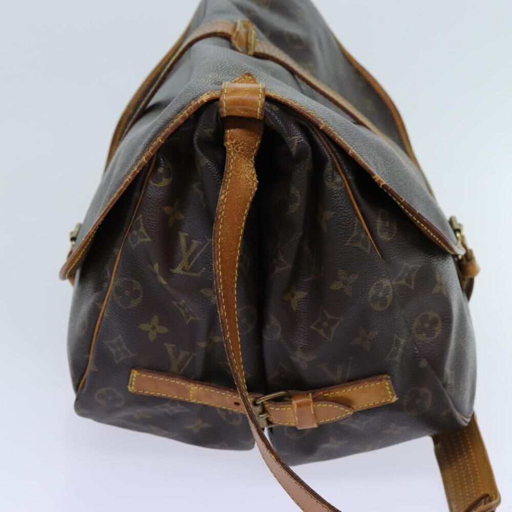 Louis Vuitton Saumur