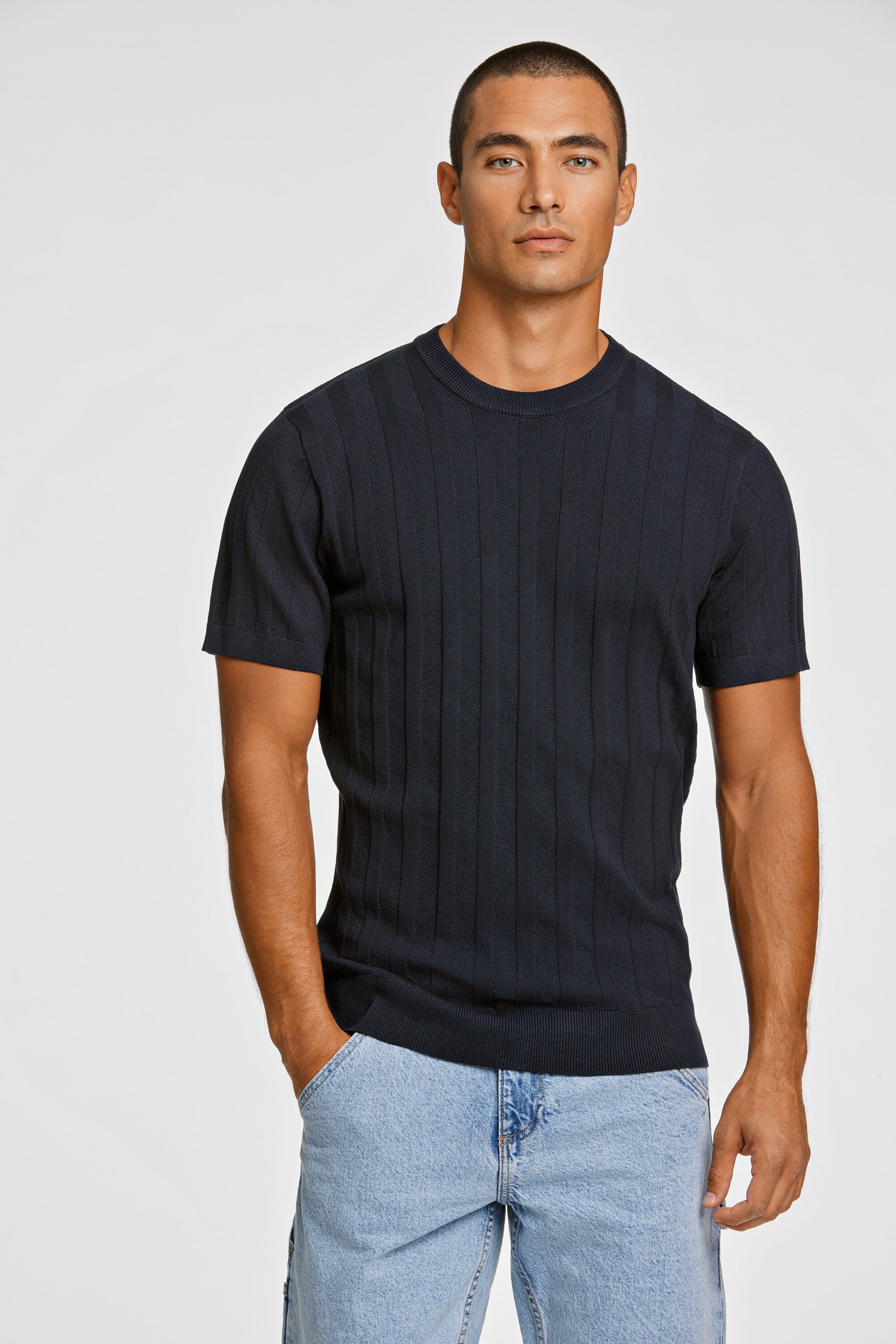 Knitted crew neck t-shirt