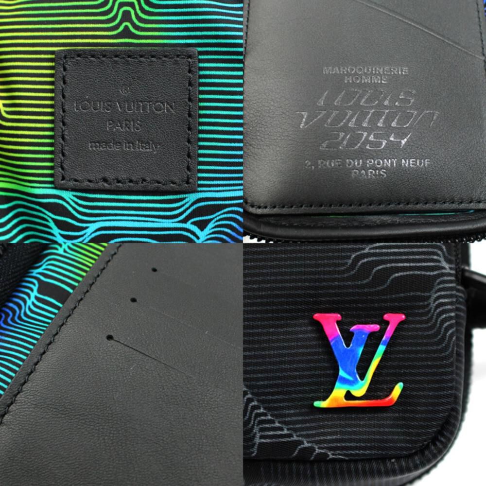 Louis Vuitton Shoulder Bags