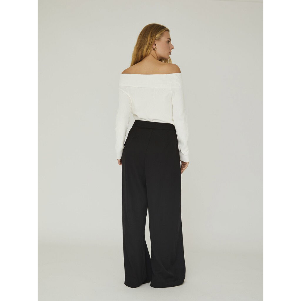 Rib Offshoulder Bluse