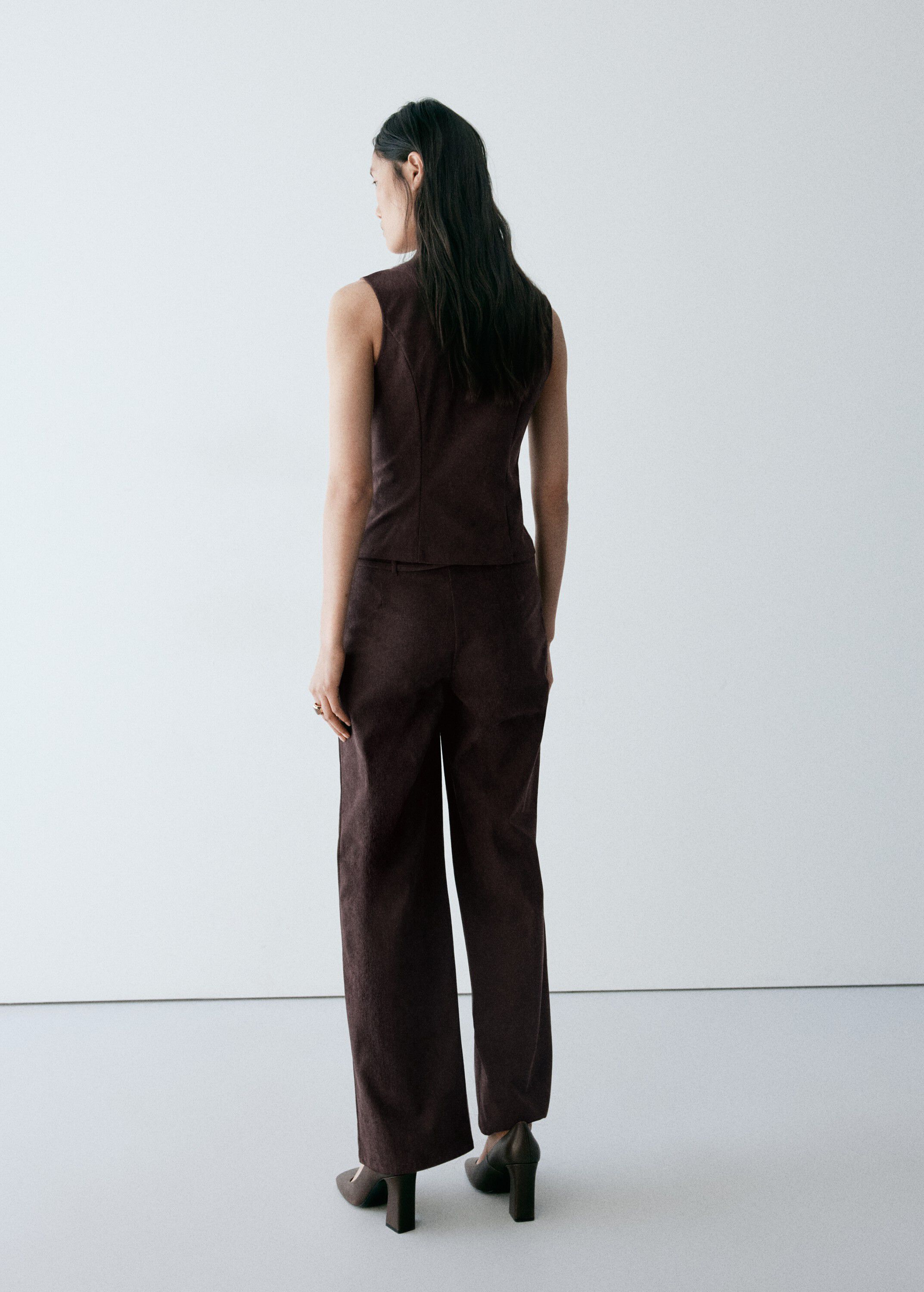 Tailored waistcoat with hook-and-ey