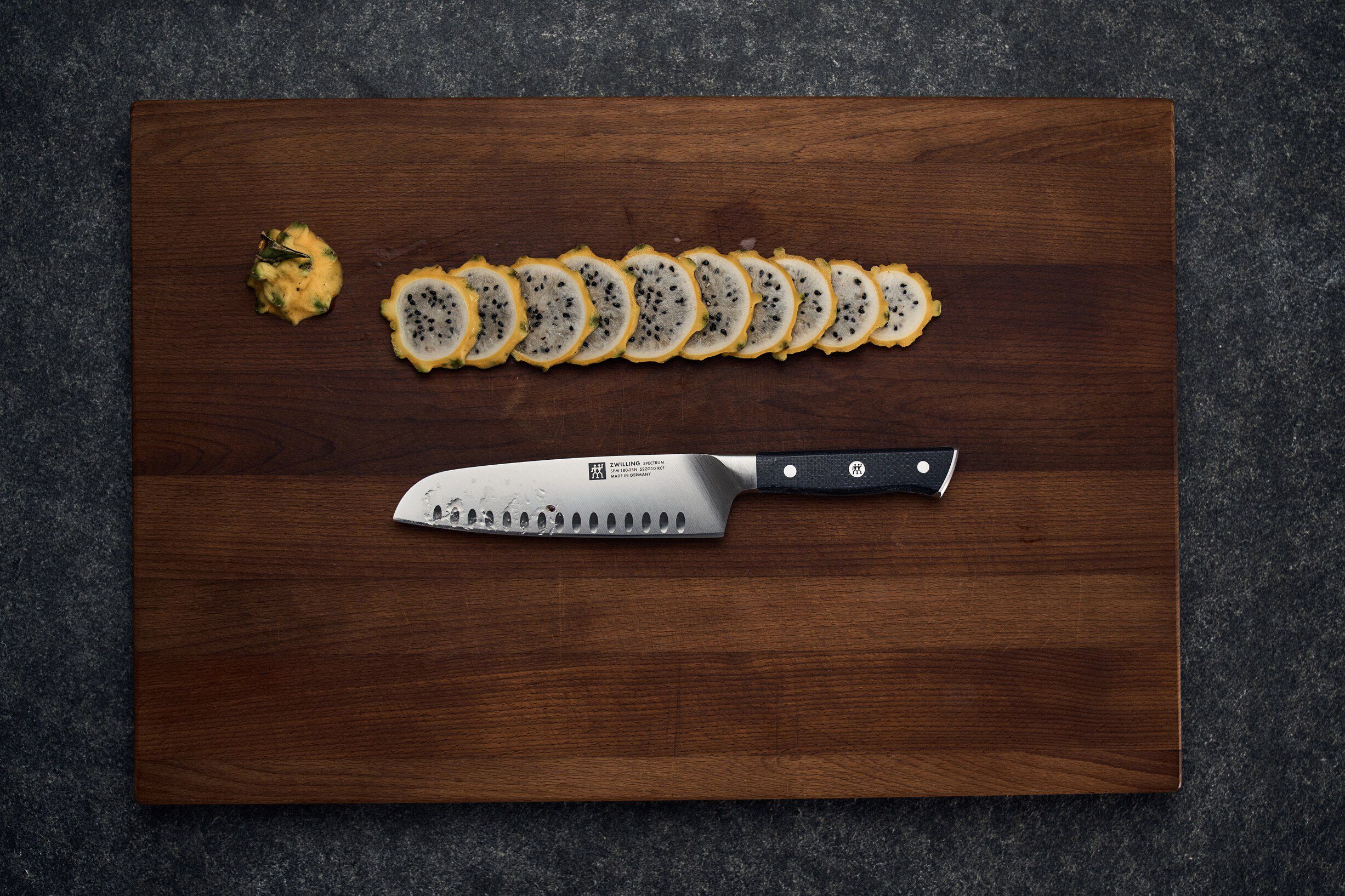 Spectrum Santokukniv 18 cm, Grantonsk&aelig;r