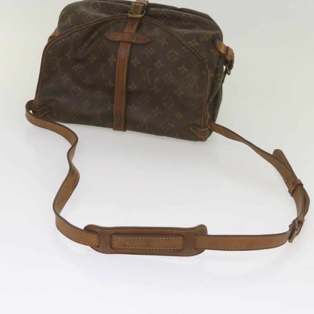 Louis Vuitton Saumur
