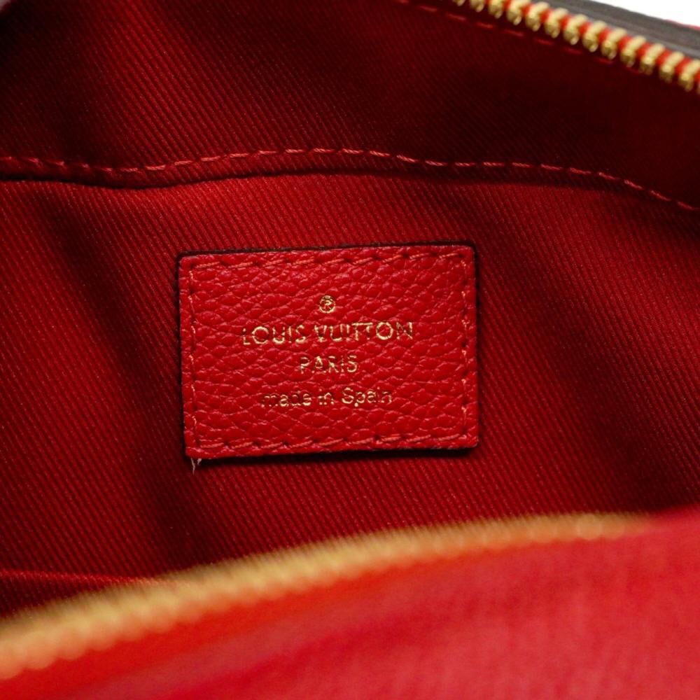 Louis Vuitton Shoulder Bags