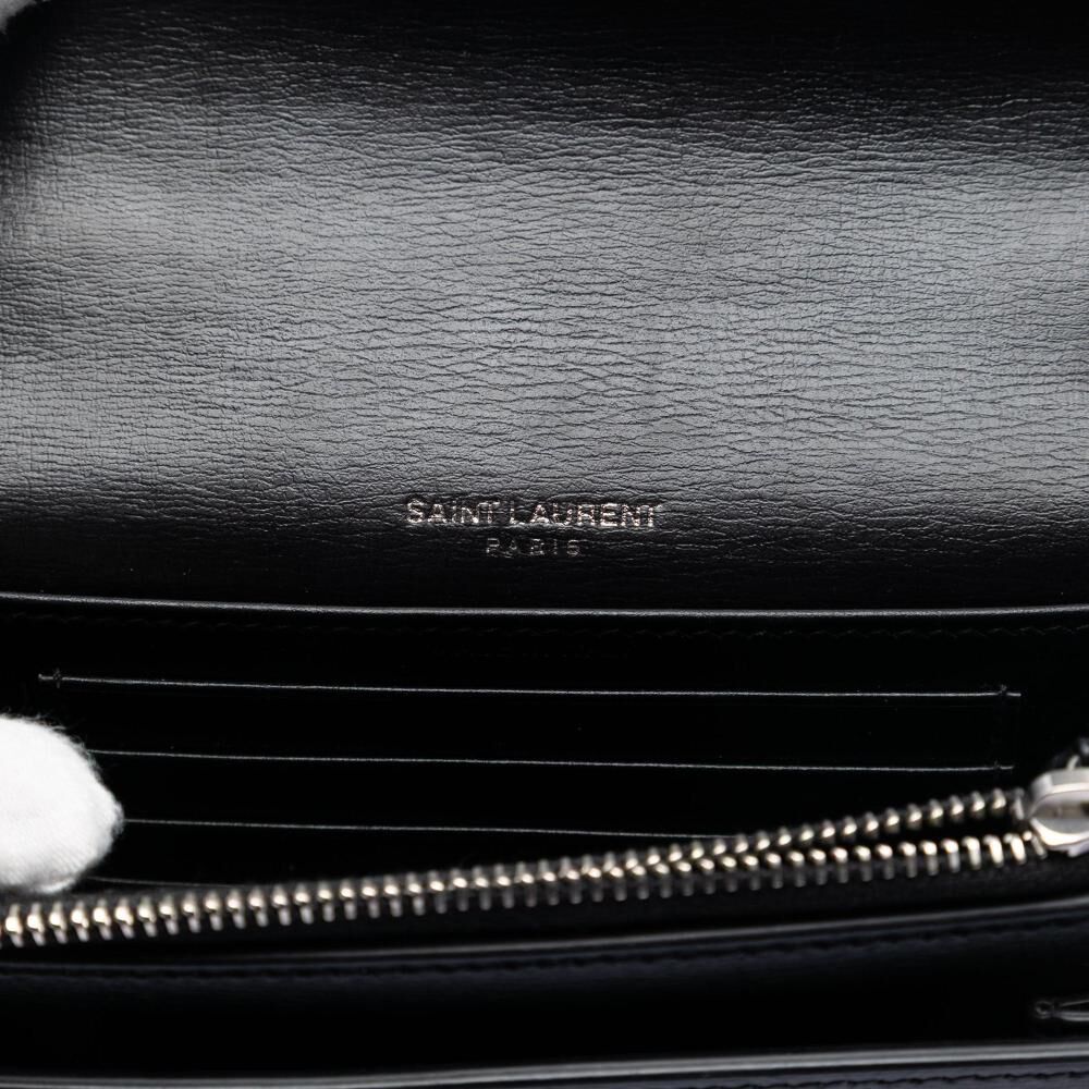 Yves Saint Laurent Shoulder Bag