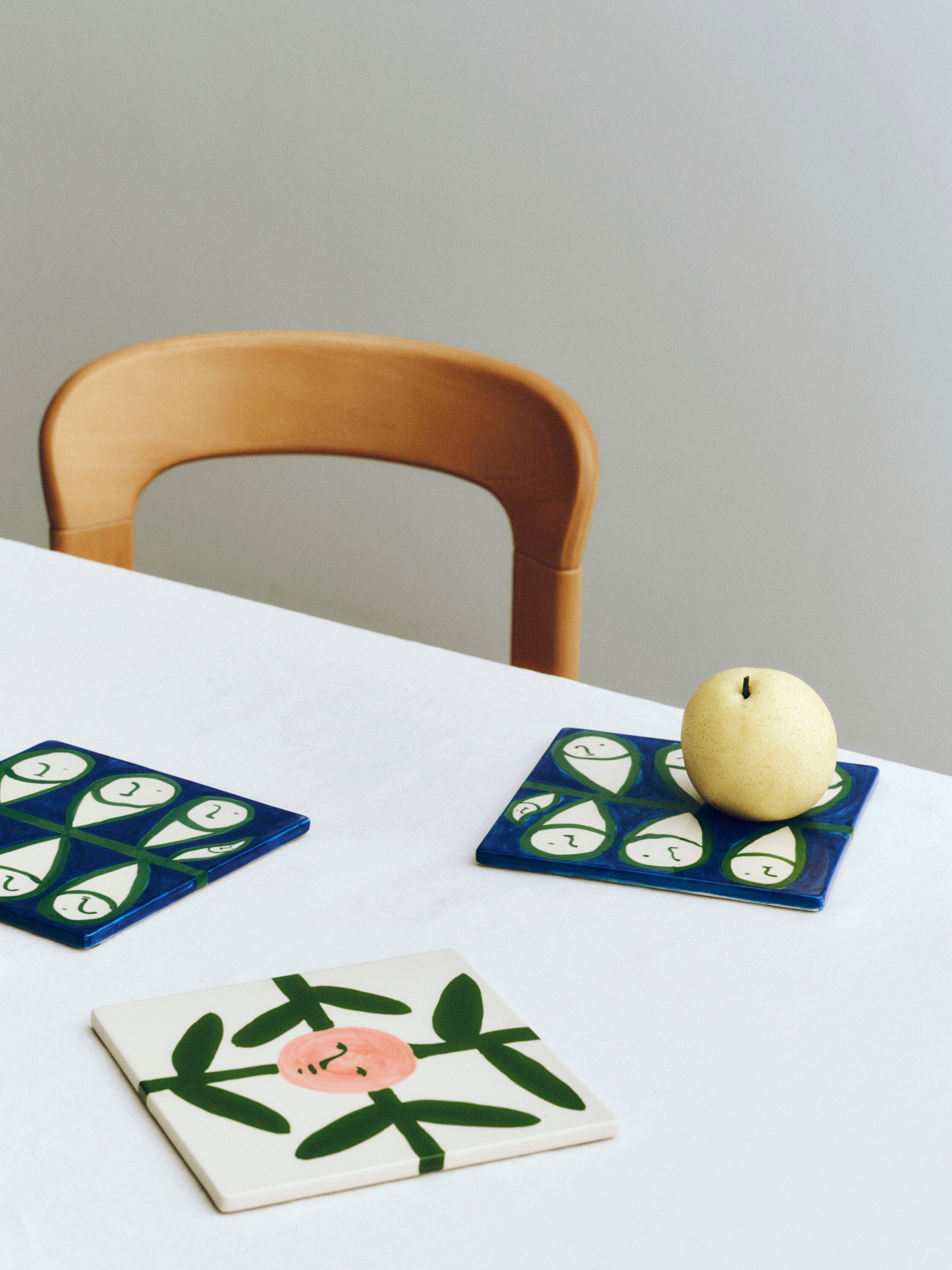 La Pittura Trivet - Blush Face Vine -