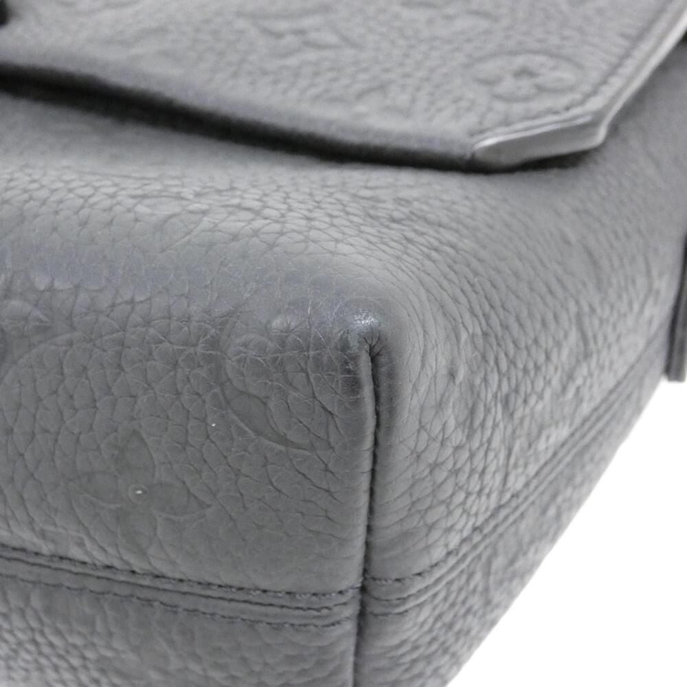 Louis Vuitton Messenger