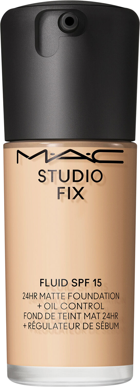 Studio Fix Fluid Broad Spectrum Foundation SPF15