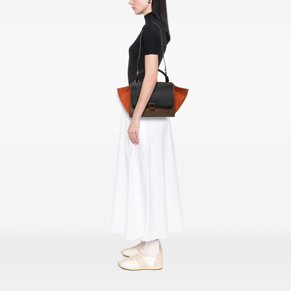 C&eacute;line Trapeze