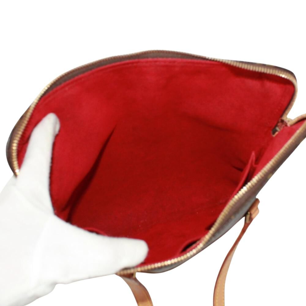 Louis Vuitton Coussin