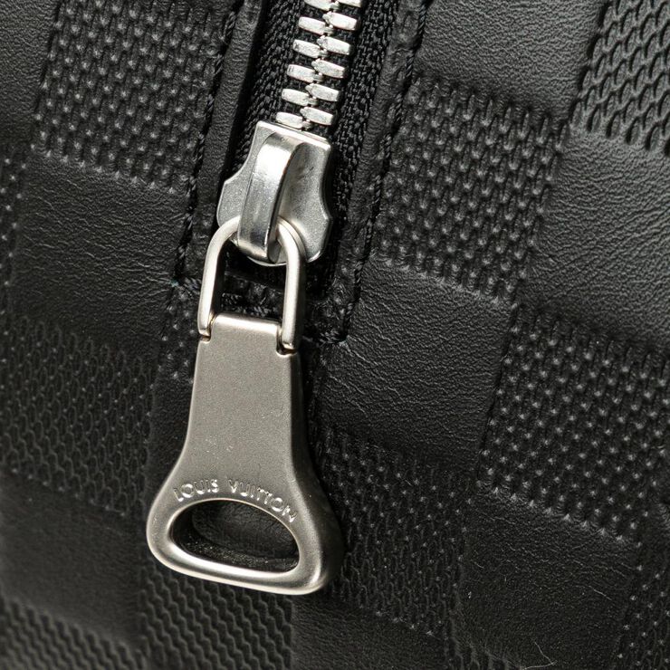 Louis Vuitton Messenger