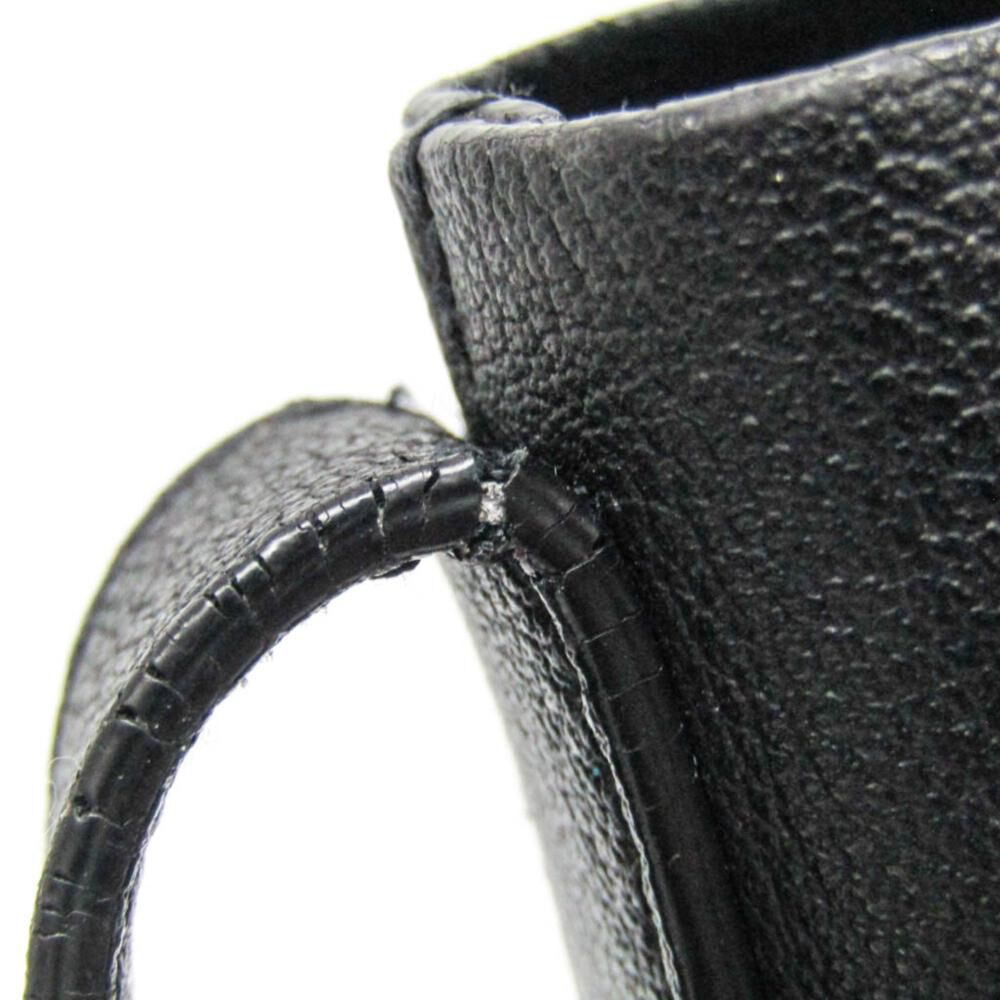 Yves Saint Laurent Shoulder Bag