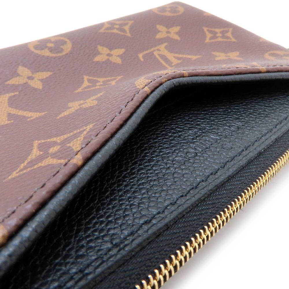 Louis Vuitton Pallas