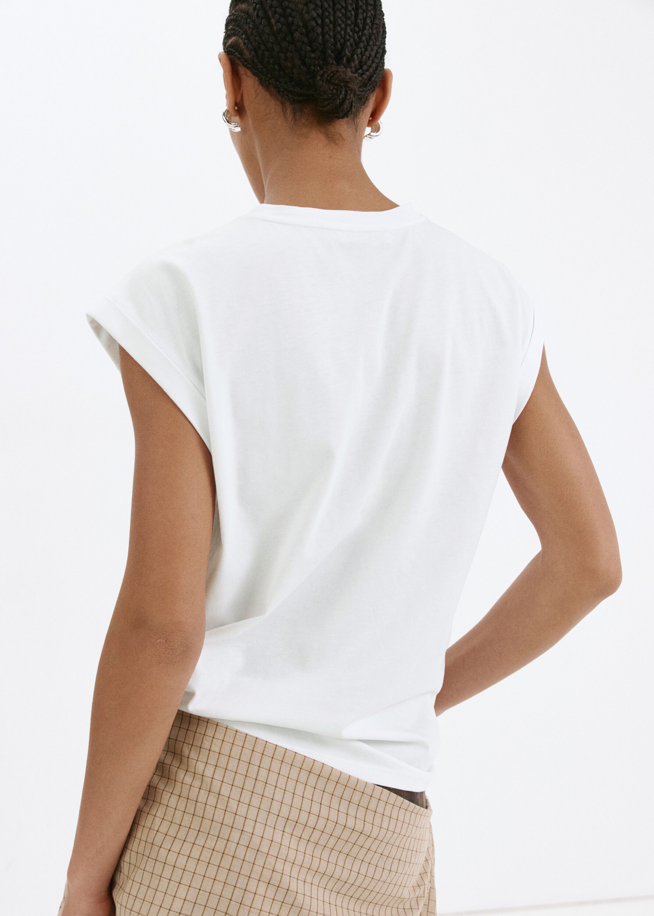 Short-sleeved cotton t-shirt