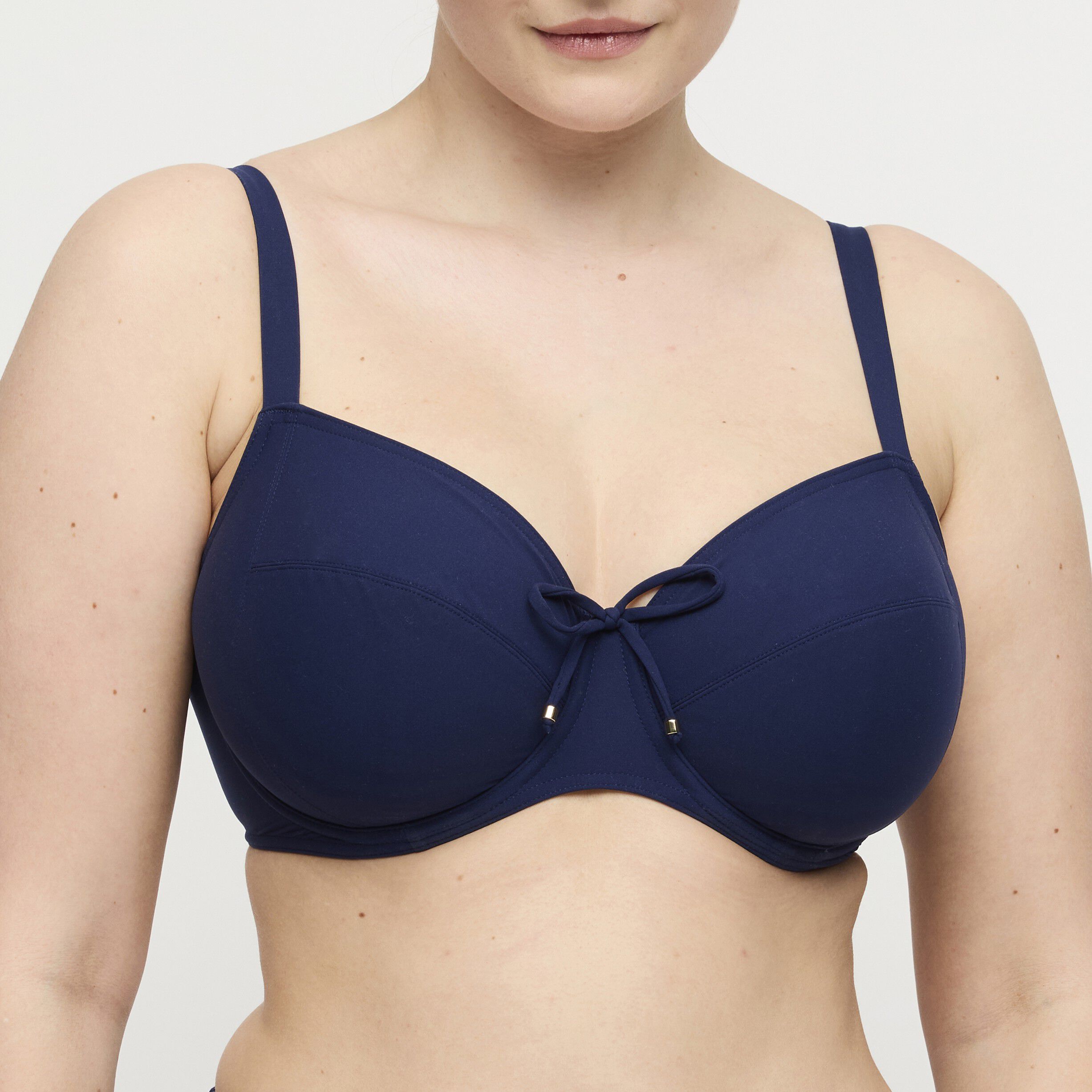 Aswan full cup bikinitop