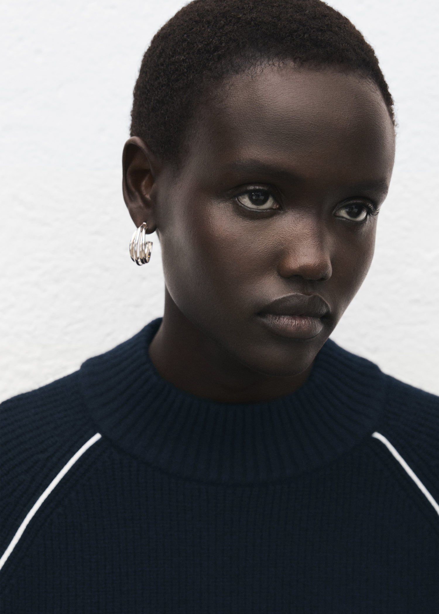 Knitted sweater with perkins neck