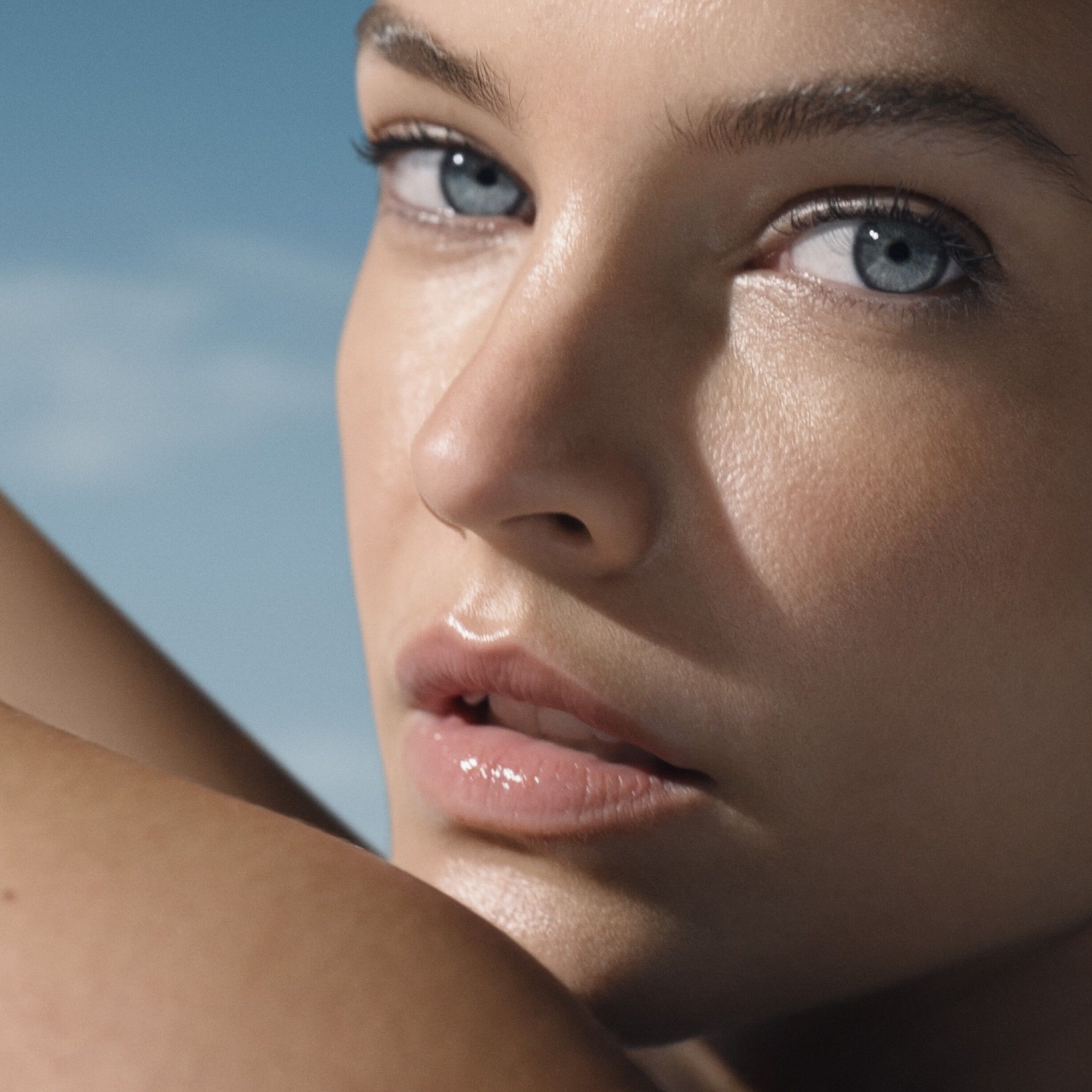 Aquasource+ Electrolyte Dewy Gel 100H