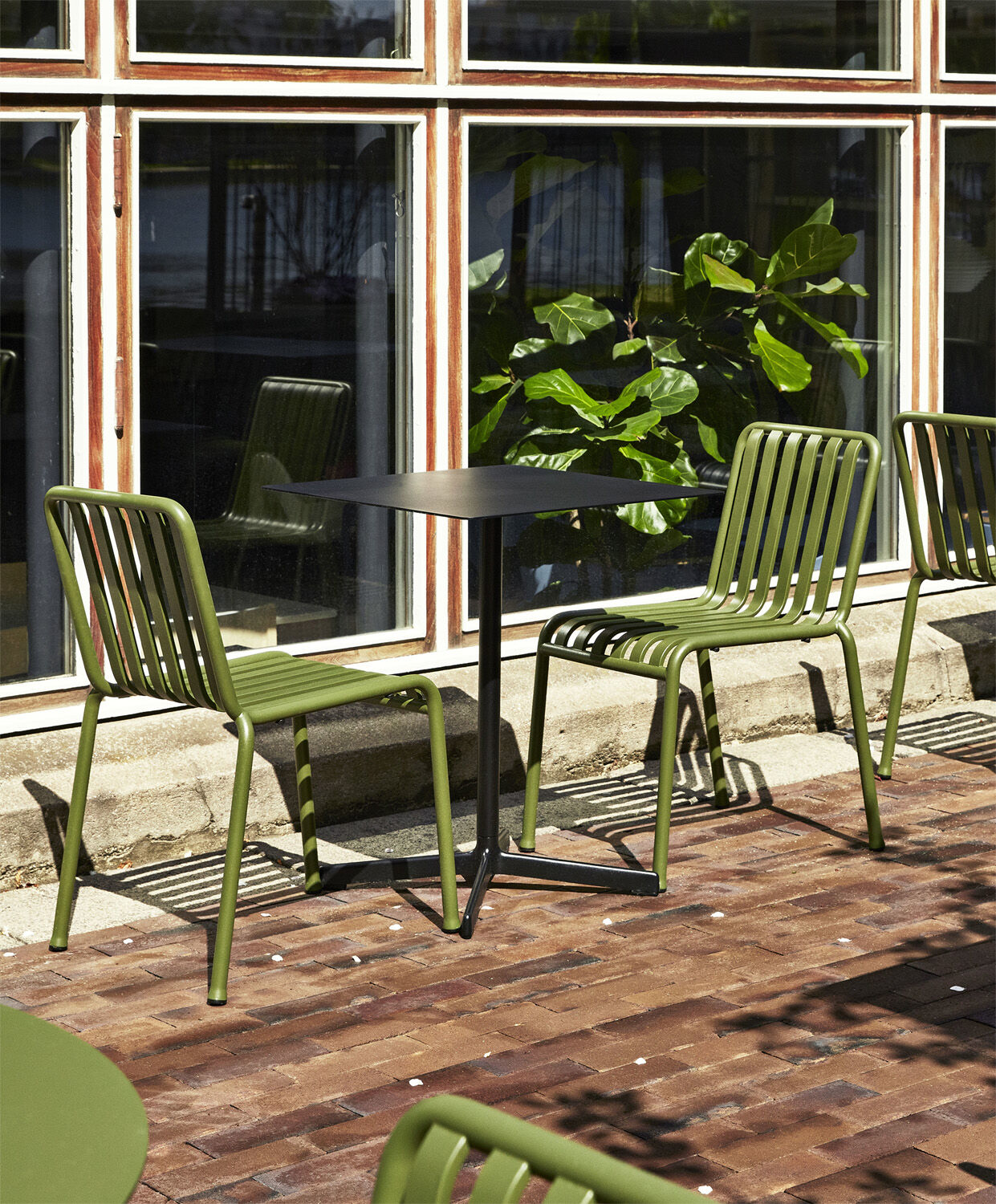 Palissade Chair-Olive powder coated