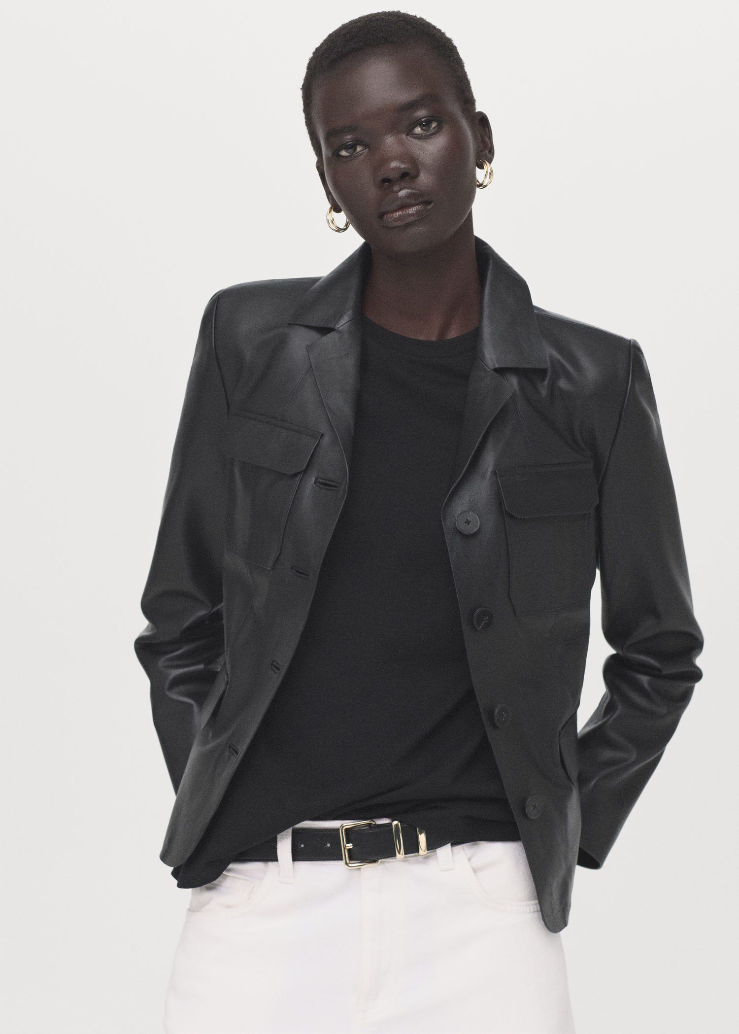 Short-sleeved cotton t-shirt