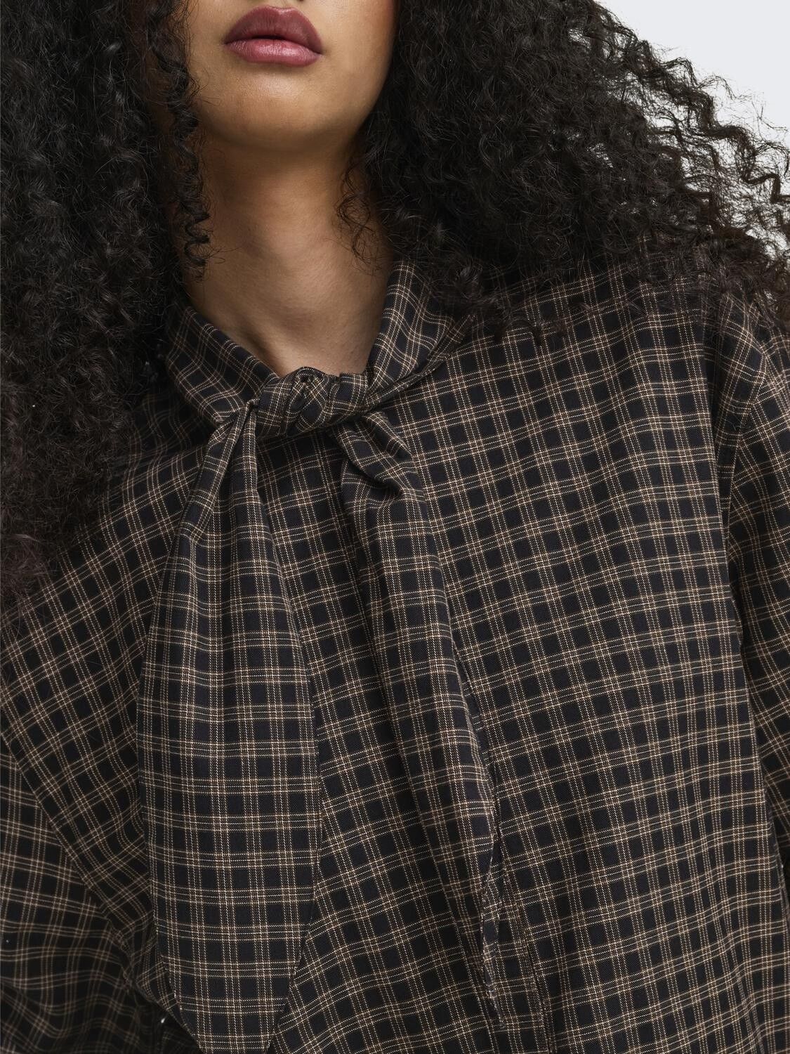 Onlmaylin L/S Scarf Check Shirt Wvn