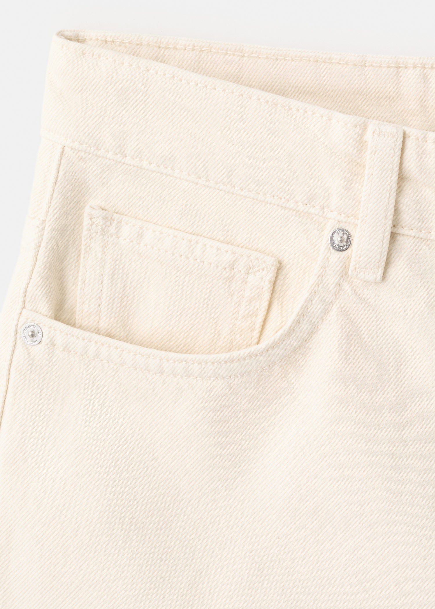 Straight low-rise denim Bermuda sho