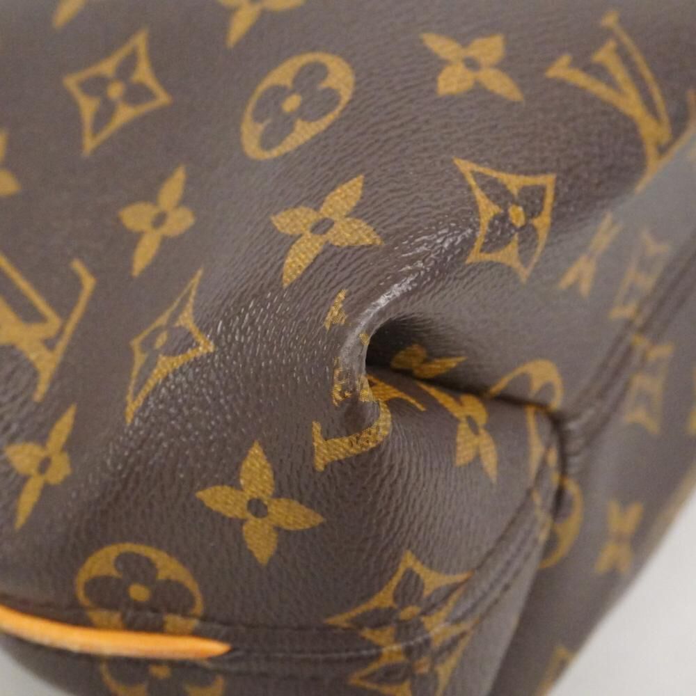 Louis Vuitton Shoulder Bags