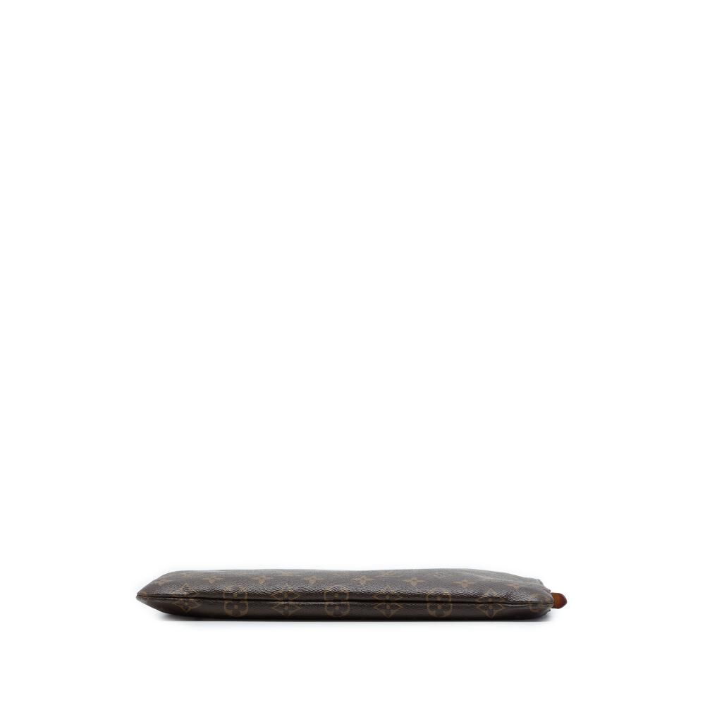 Louis Vuitton Clutch