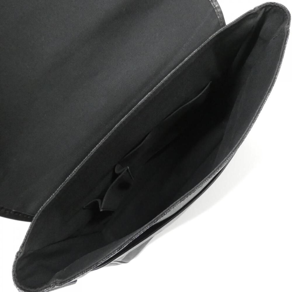 Louis Vuitton Messenger