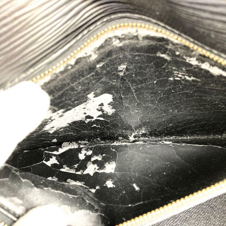 Louis Vuitton Clutch