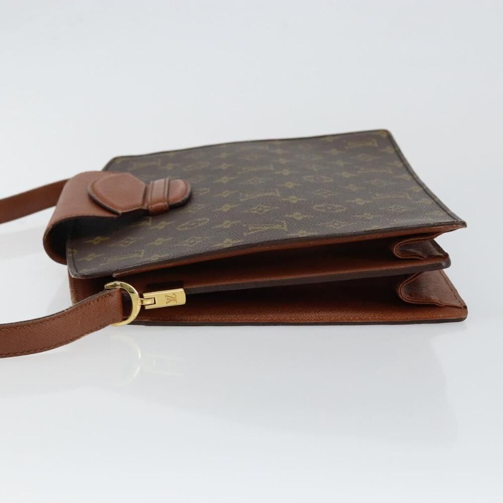 Louis Vuitton Shoulder Bags