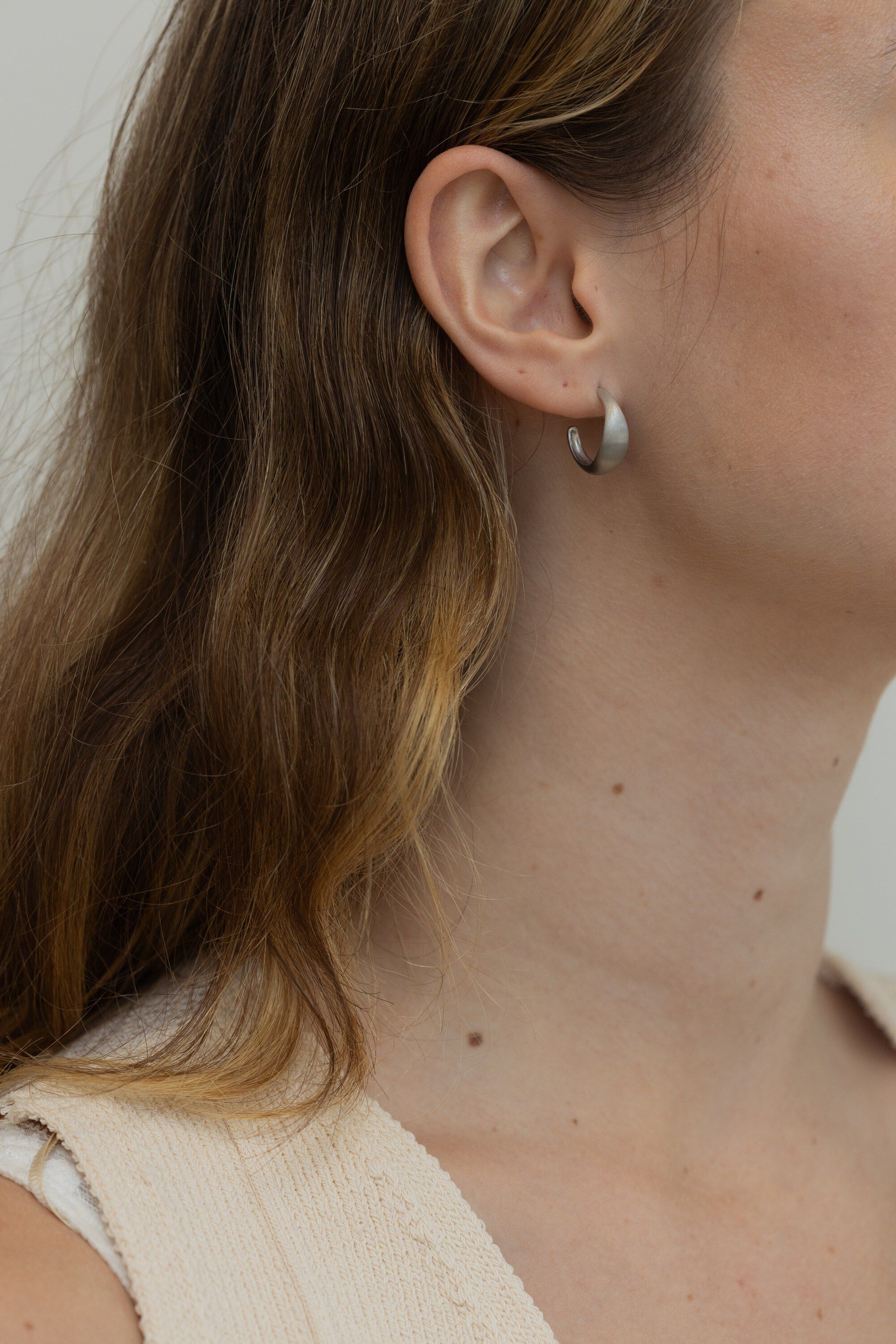 Ocean Flow Hoop Medium