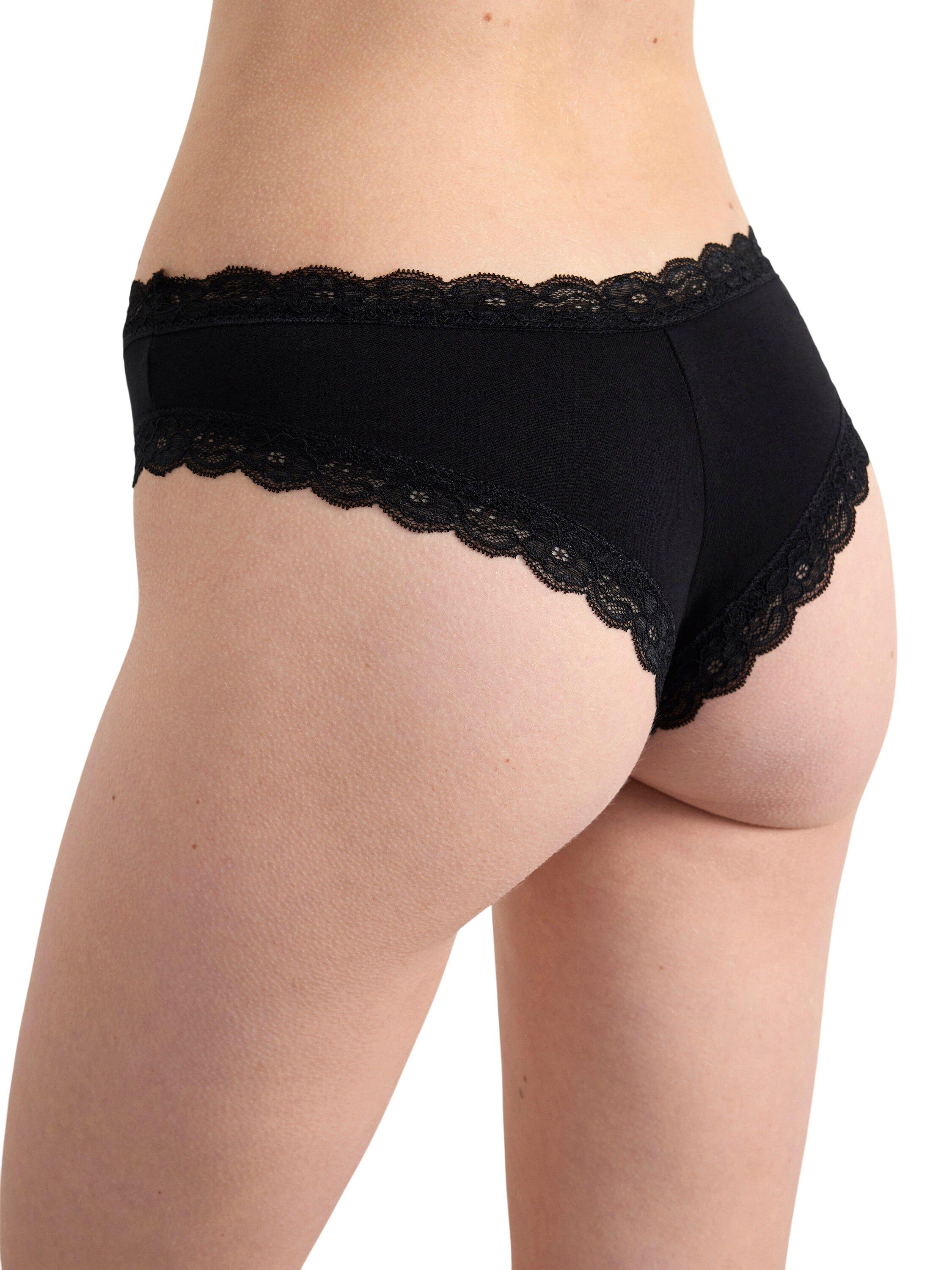 Three pairs of comfy brazilian brie