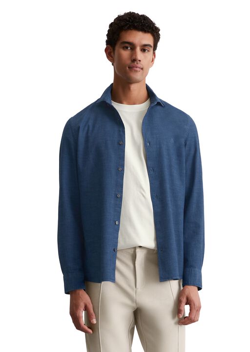 Spread collar, long sleeve, round h