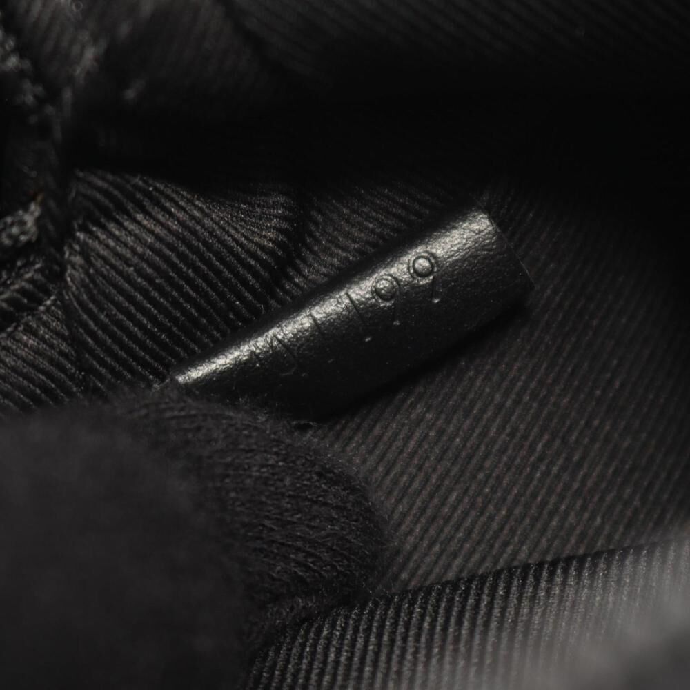 Louis Vuitton Messenger