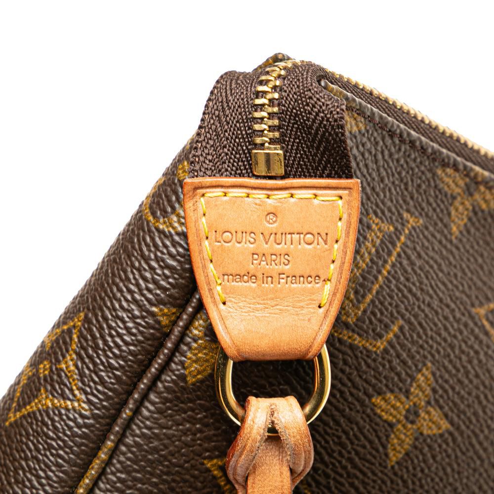 Louis Vuitton Pochette Accessoires