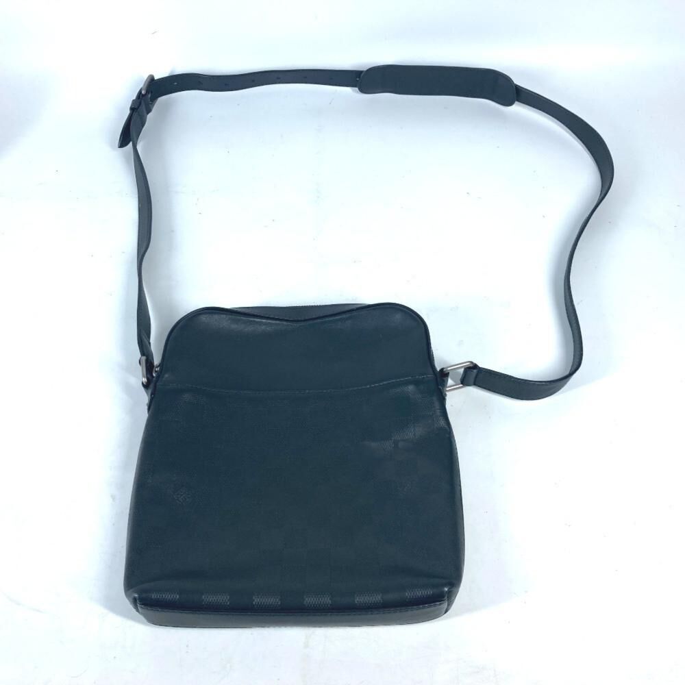 Louis Vuitton Messenger