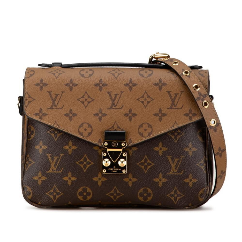 Louis Vuitton Shoulder Bags